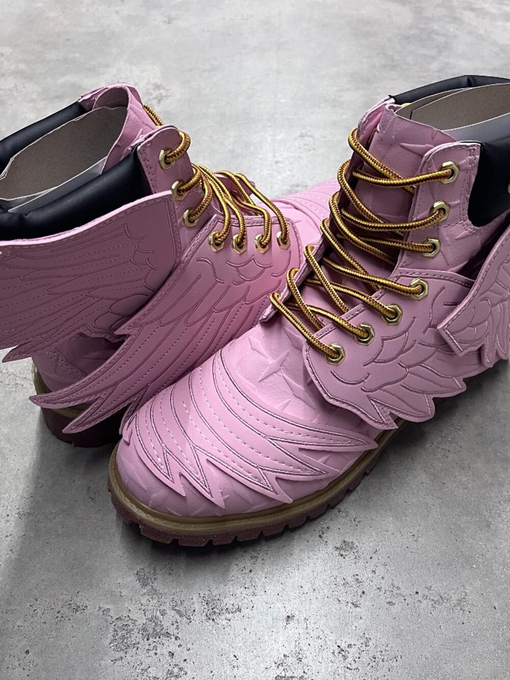 Bravest Studios Men's Wing Boots Pink - New